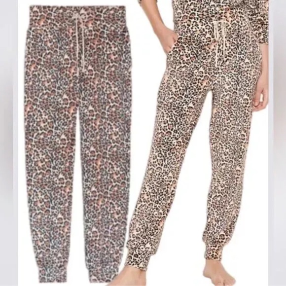 Victorias Secret Supersoft Cozy Velour Jogger Pants Relaxed Fit Cheetah Print XL - Picture 1 of 11